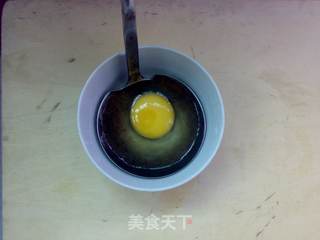 桂花酒酿窝蛋的做法步骤:3