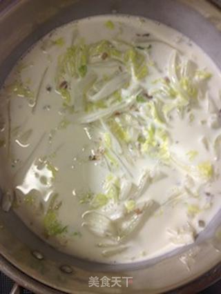 白菜奶油浓汤(低脂肪奶油浓汤系列之一)【传统的浓汤】新鲜尝的做法步骤:13