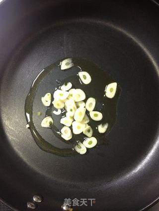蒜椒意式黑珍珠面(系列之一)【传统的意式面】新鲜尝的做法步骤:5
