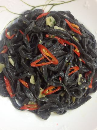 蒜椒意式黑珍珠面(系列之一)【传统的意式面】新鲜尝的做法步骤:17