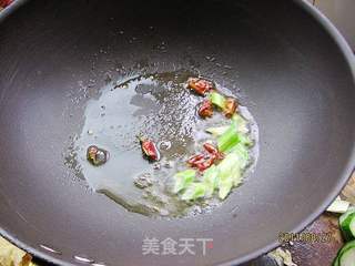 蚝油鲜豆皮的做法步骤：1