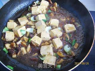 蚝油香菇炒豆腐的做法步骤:11