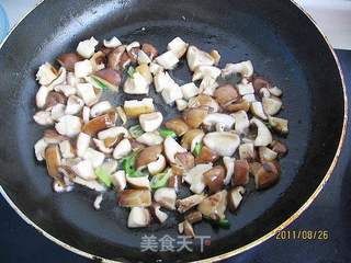 蚝油香菇炒豆腐的做法步骤:6