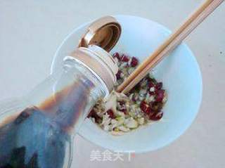 家常小菜——葱油包白菜的做法步骤:4