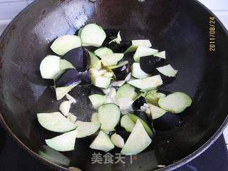 蒜烧茄子的做法步骤:3