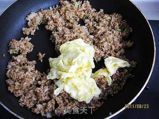 酱油炒饭的做法步骤:7
