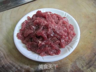 杭椒炒牛肉的做法步骤:2