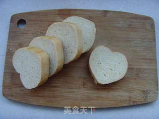 【食尚擂台烘焙赛区】:爱心早餐---巧心蛋吐司的做法步骤:11