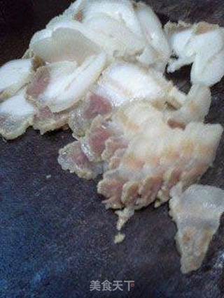 莴笋炒腊肉~~的做法步骤：3