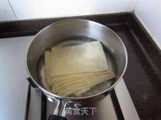 碧玉腐皮卷的做法步骤:2