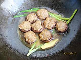 煎酿香菇肉丸的做法步骤:7