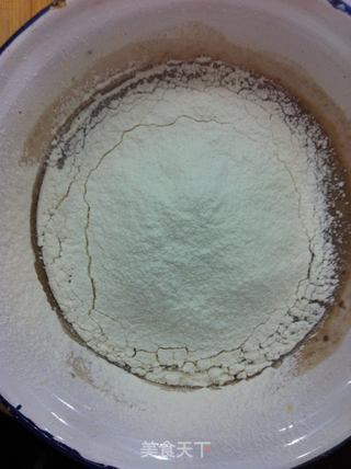 紫薯戚风的做法步骤:3