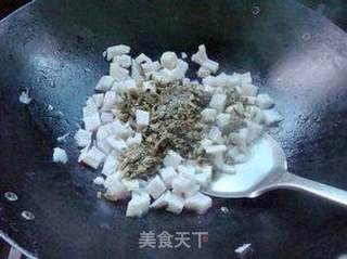 香辣雪菜炒藕丁的做法步骤：4