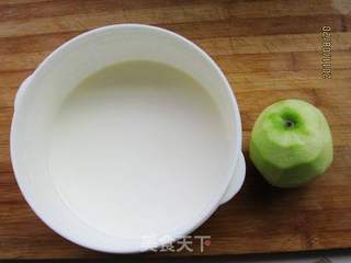 酸奶苹果汁的做法步骤：1