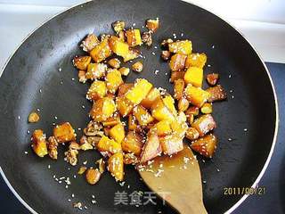 果仁南瓜丁的做法步骤:6