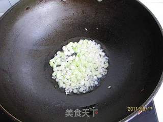 虾皮煎饼卷的做法步骤:3