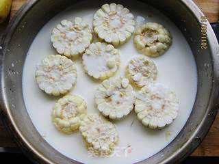 奶香玉米的做法步骤:3