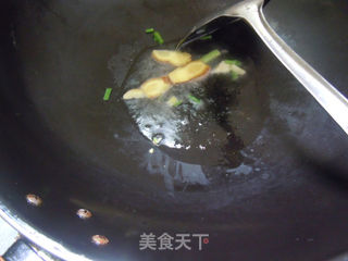 鱿鱼圈煲豆腐的做法步骤:6