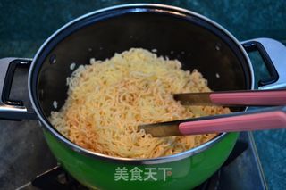【滑肉豆角炒速食面】的做法步骤:5