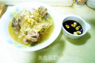酸菜炖排骨的做法步骤:4