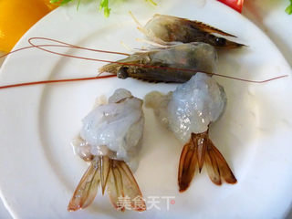 [明虾配青芥甜辣酱】在家做西餐的做法步骤：4