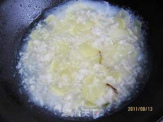 土豆疙瘩汤的做法步骤:5