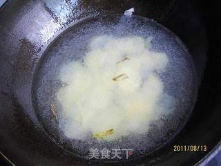 土豆疙瘩汤的做法步骤:3