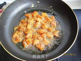 孜然辣鸡丁的做法步骤:2