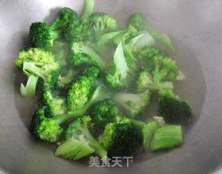 白灼西兰花的做法步骤:7