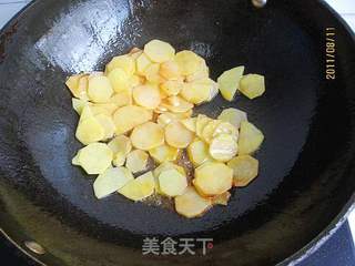 圣女果炒小土豆的做法步骤:6