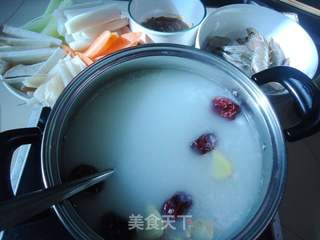 鲜虾粥底火锅的做法步骤:7