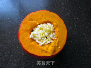 奶酪焗松仁小南瓜的做法步骤:7