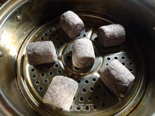 黑米刀切馒头的做法步骤:10