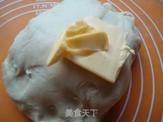 椰蓉红枣面包的做法步骤:4