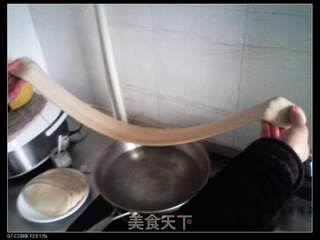 骨汤滋补手工抻面的做法步骤:7