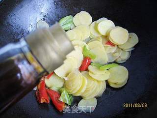 双椒土豆片的做法步骤:7