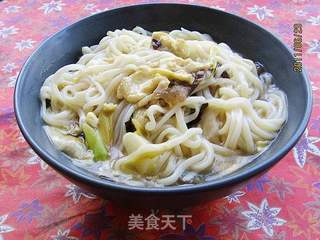 黄花菜鲜蛤汤卤面的做法步骤:8