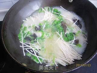 生菜炝锅面的做法步骤:7