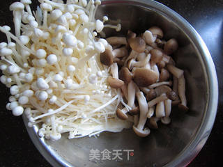 韩风辣味豚肉锅的做法步骤:4
