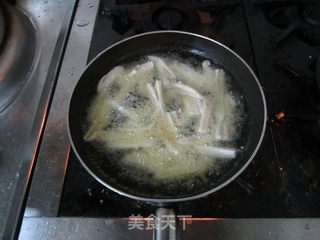 糖醋藕条的做法步骤:4