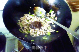 肉酱龙须面的做法步骤:3