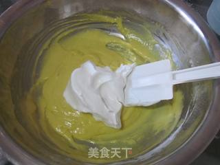 黄油纸杯戚风------附送所学制作戚风的窍门的做法步骤：6