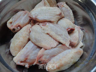 新奥尔良烤翅的做法步骤：2