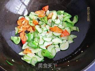 双椒脆黄瓜的做法步骤:6