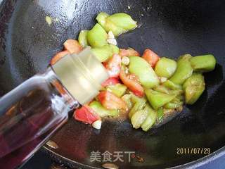 番茄炒茄子的做法步骤:7