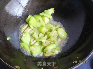 番茄炒茄子的做法步骤:5