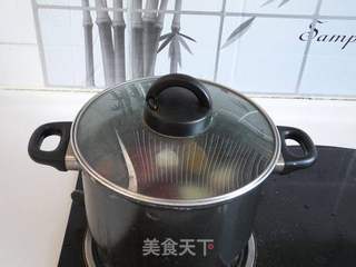 酸菜白肉火锅的做法步骤:2