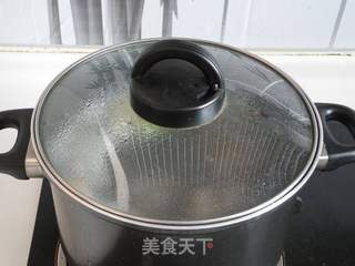 肉滑奶汤火锅的做法步骤:5