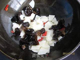 辣炒白萝卜的做法步骤:7