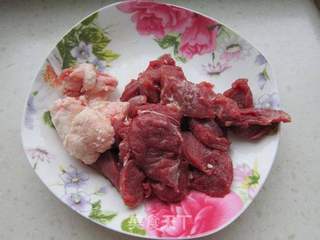 烤羊肉串——新疆味道的做法步骤:2